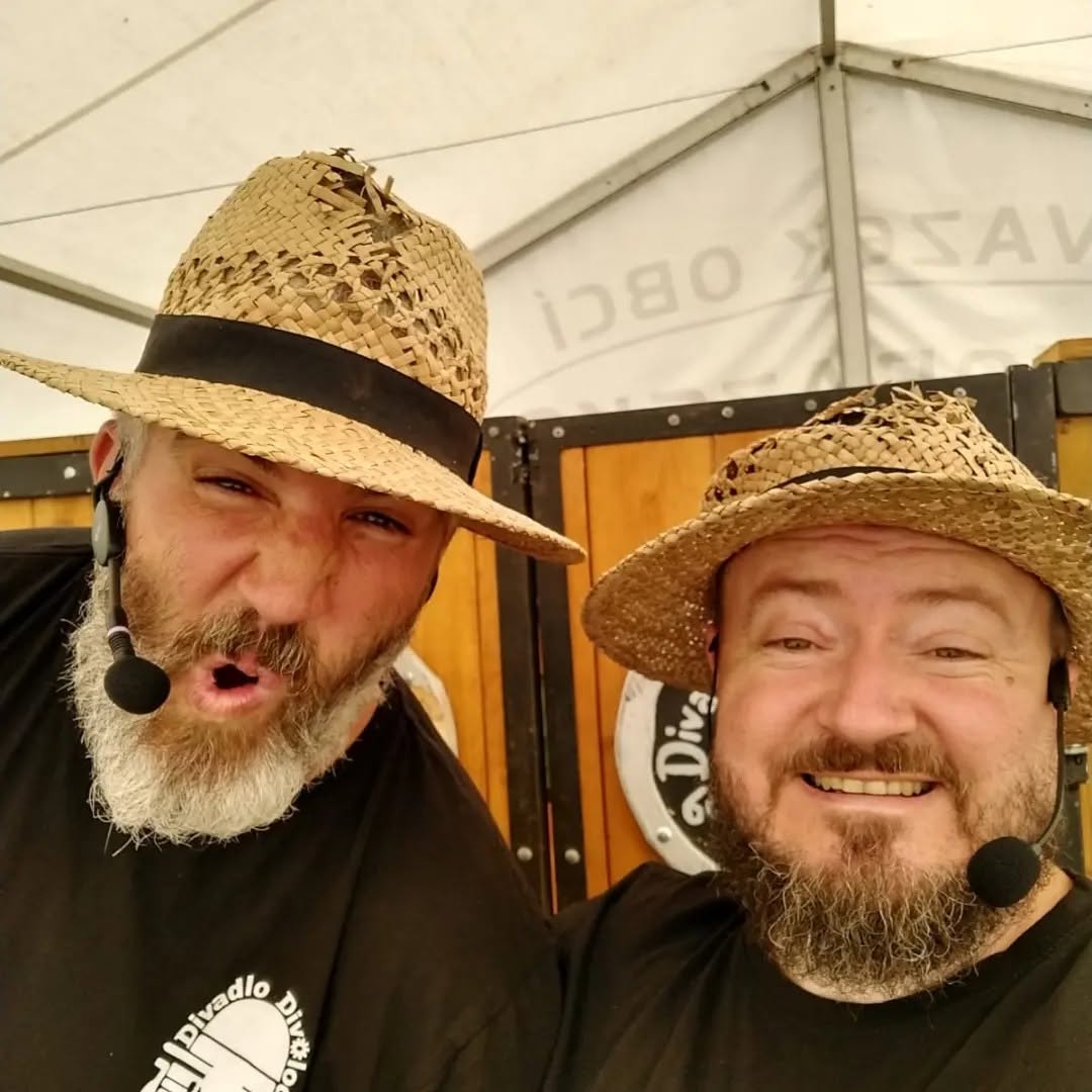 Kloboukové duo